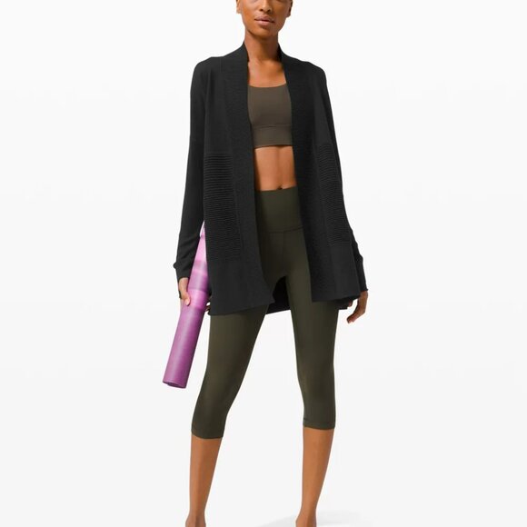 Lululemon Sit In Lotus Wrap II Style Number: W4ANWS Black Size 6 - Picture 1 of 14